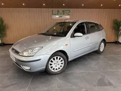 Silver Used 2002 Ford Focus Ghia Hatchback | £2,999 (Fair price)