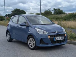 Blue Used 2017 Hyundai i10 SE Hatchback | £7,500 (Fair price)
