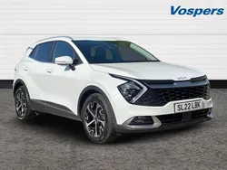 White Used 2022 Kia Sportage 3 SUV | £19,250 (Fair price)