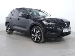 Black Used 2021 Volvo XC40 R-Design Pro SUV | £19,700 (Fair price)