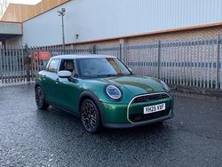 Green Used 2025 Mini Cooper Hatch Hatchback | £28,945