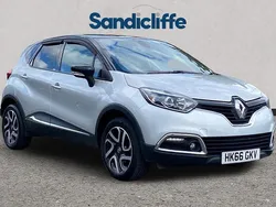 Two tone paint Used 2016 Renault Captur Dynamique SUV | £6,447 (Fair price)