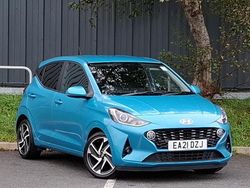 Green Used 2021 Hyundai i10 Premium Hatchback | £13,998 (A bit pricey)