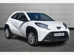 White Used 2024 Toyota Aygo PURE Hatchback | £12,895 (Fair price)