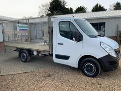 White Used 2017 Renault Master Business Van | £4,995 (Super price)