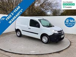 Mineral white Used 2017 Renault Kangoo Business | £6,995 (Fair price)