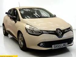 Used 2015 Renault Clio IV Dynamique Hatchback | £5,500 (Fair price)
