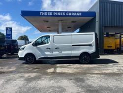White Used 2022 Nissan Primastar Visia MPV | £11,662 (Super price)
