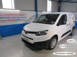 White Used 2021 Toyota Proace Van | £7,950 (Super price)