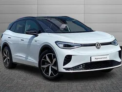 Glacier white with black roof Used 2025 VW ID.4 GTX SUV | £36,650
