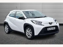 White Used 2022 Toyota Aygo PURE Hatchback | £12,101 (Fair price)