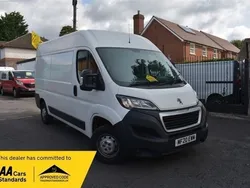 White Used 2020 Peugeot Boxer Van | £10,990 (Good price)