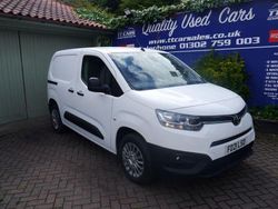 White Used 2021 Toyota Proace Van | £7,995 (Good price)