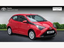 Red Used 2019 Toyota Aygo X-play Hatchback | £10,499 (Fair price)