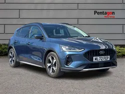 Chrome blue premium colour Used 2022 Ford Focus Active Hatchback | £15,995 (Fair price)