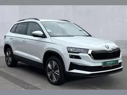 Moon white metallic Used 2023 Skoda Karoq SE Drive SUV | £20,990 (Fair price)