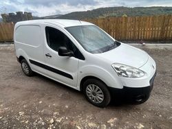 White Used 2014 Peugeot Partner S MPV | £3,995 (A bit pricey)