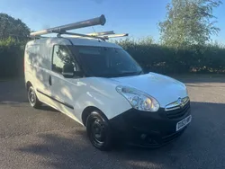 White Used 2013 Vauxhall Combo MPV | £2,695 (Good price)