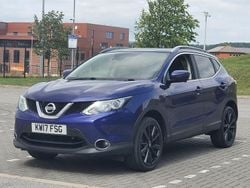 Blue Used 2017 Nissan Qashqai Tekna SUV | £6,990 (Super price)