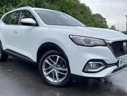 White Used 2022 MG HS Excite SUV | £13,788 (Fair price)