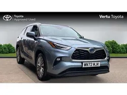 Silver Used 2022 Toyota Highlander SUV | £40,269 (A bit pricey)