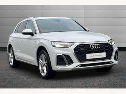 White Used 2022 Audi Q5 S-Line SUV | £33,395 (Fair price)