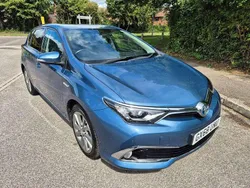 Blue Used 2018 Toyota Auris Hybrid Hatchback | £14,300 (Fair price)