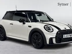 White Used 2023 Mini Cooper Hatch Hatchback | £22,250 (Fair price)