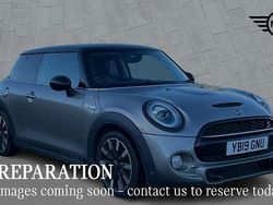 Silver Used 2019 Mini Cooper S Exclusive Hatchback | £17,795 (Fair price)