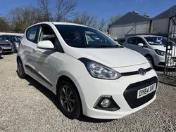 White Used 2014 Hyundai i10 Premium Hatchback | £6,500 (Fair price)