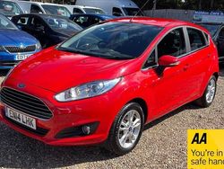 Red Used 2014 Ford Fiesta Zetec Hatchback | £5,990 (Fair price)