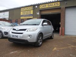 Silver Used 2011 Toyota Urban Cruiser SUV | £3,895 (Expensive)