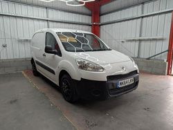 White Used 2014 Peugeot Partner Van | £3,500 (A bit pricey)