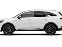 White Used 2023 Kia Sorento Vision SUV | £35,995 (Fair price)