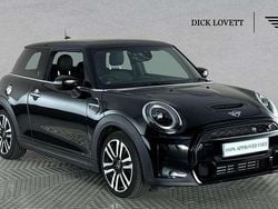 Black Used 2023 Mini Cooper S Exclusive Hatchback | £22,000 (Fair price)