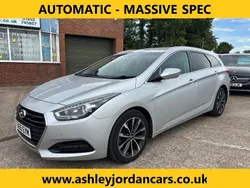 Silver Used 2015 Hyundai i40 SE Estate | £4,999 (Fair price)