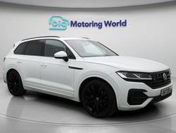 White Used 2023 VW Touareg R-line SUV | £40,300 (Fair price)