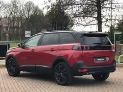 Red Used 2021 Peugeot 5008 Premium MPV | £22,999 (Fair price)