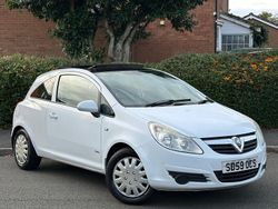 White Used 2009 Vauxhall Corsa Club Hatchback | £1,095 (A bit pricey)