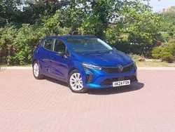 Blue Used 2024 Renault Clio V Evolution Hatchback | £16,498 (Fair price)