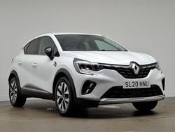White Used 2020 Renault Captur Version S SUV | £12,698 (Fair price)