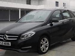 Black Used 2016 Mercedes B180 MPV | £9,950 (Fair price)