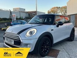 Silver Used 2015 Mini Cooper D Hatch Hatchback | £4,825 (Fair price)