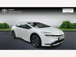 White New 2025 Toyota Prius Hatchback | £35,867 (Fair price)