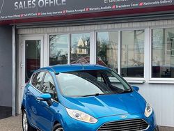 Blue Used 2013 Ford Fiesta Zetec Hatchback | £3,795 (Fair price)