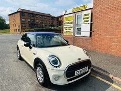 White Used 2018 Mini ONE Hatch Hatchback | £10,495 (Expensive)