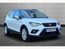 Nevada white with grey roof Used 2019 Seat Arona SE Technology SUV | £13,490 (Fair price)