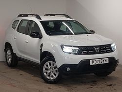 White Used 2022 Dacia Duster Comfort SUV | £12,498 (Fair price)