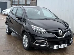 Black Used 2017 Renault Captur Expression+ SUV | £6,250 (Good price)