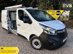 White Used 2016 Vauxhall Vivaro S Van | £9,540 (Fair price)